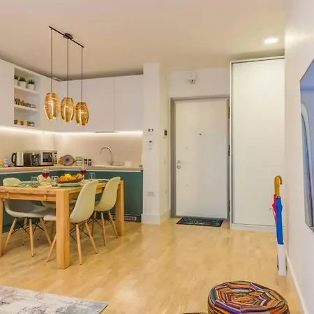 Διαμέρισμα Modern Close To Points Of Interest
