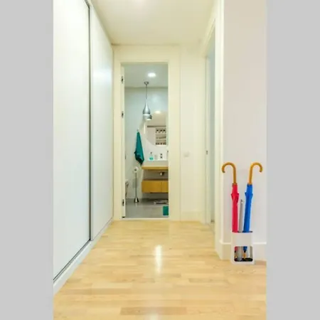 Modern Close To Points Of Interest Apartment Bucharest