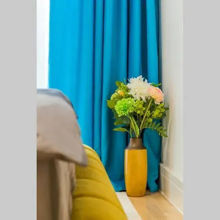 Apartment Modern Close To Points Of Interest *